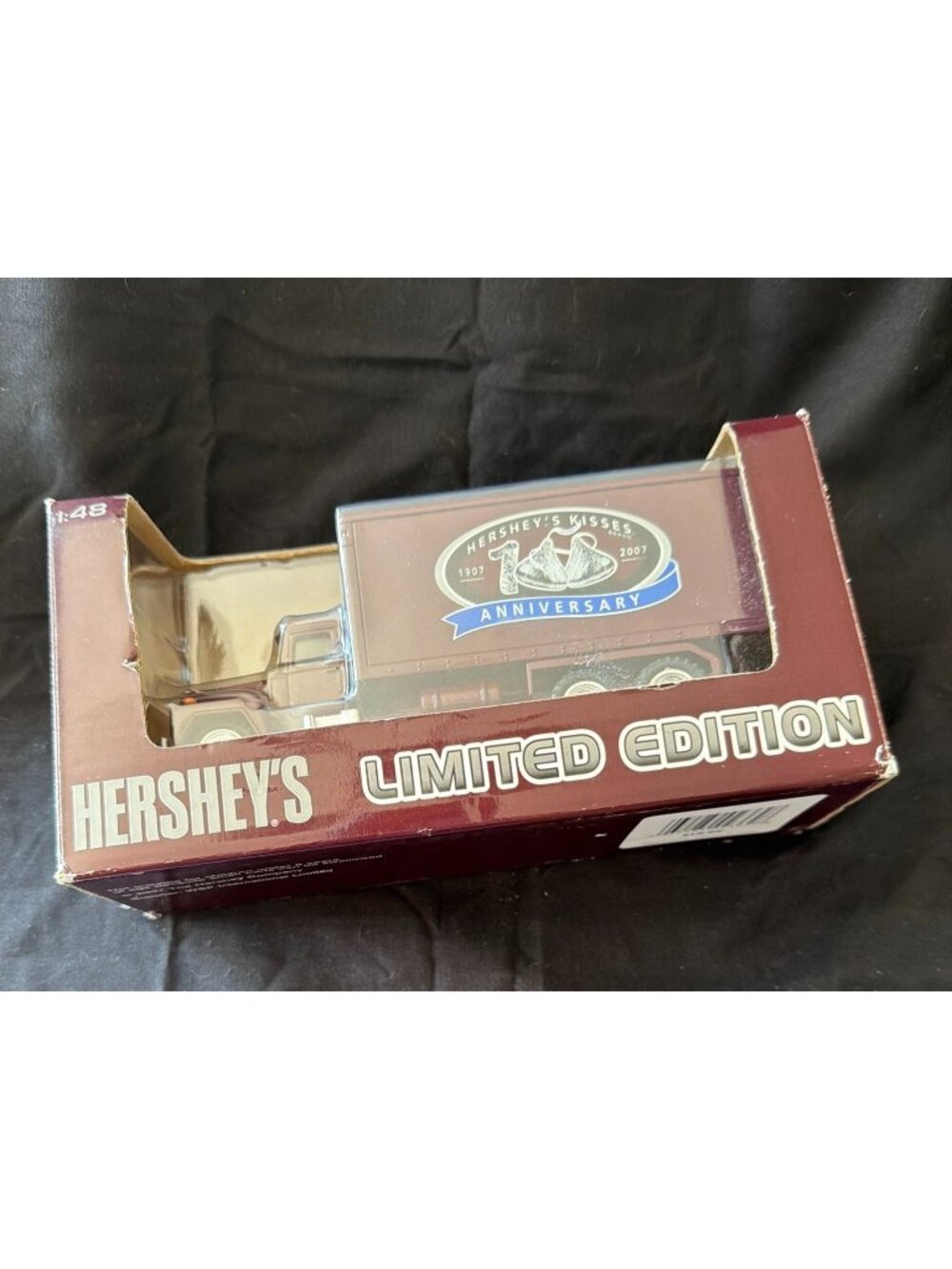 Hersheys Kisses Limited Edition 100th Anniversary 1:48 Scale Die-Cast Truck 2007